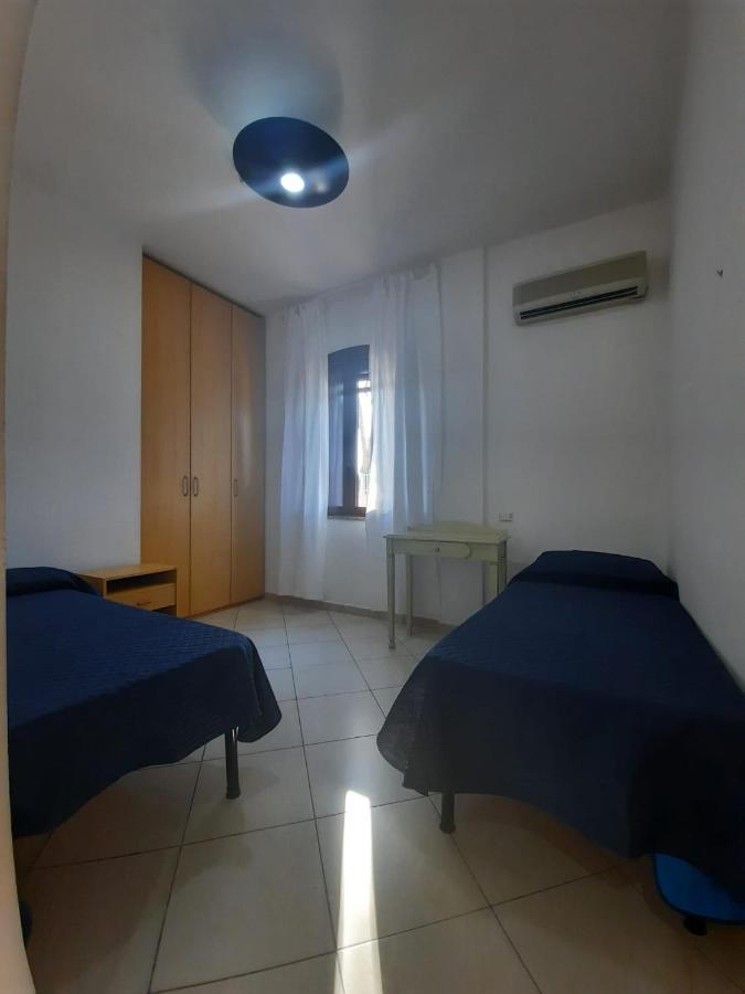 Hotel Villa Del Mare Solanas Solanas  Exteriör bild